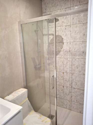 Moradia de R/Chão T2+1 c/ 790m² (Terraço/Jardim/Quintal) - Vila Nova de Gaia