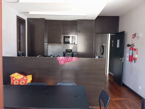 QUARTO c/ Ar Condicionado - Ao Amial - Paranhos