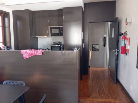 QUARTO c/ Ar Condicionado - Ao Amial - Paranhos