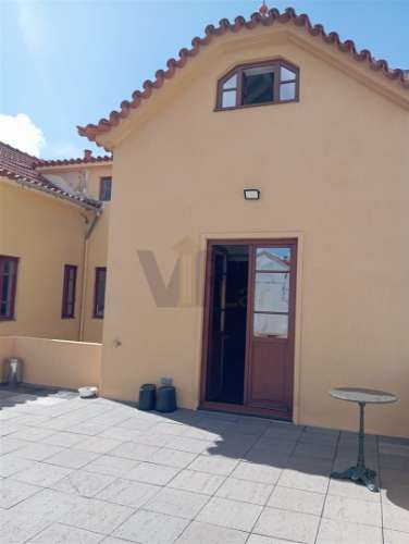 QUARTO c/ Ar Condicionado - Ao Amial - Paranhos