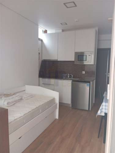 Estúdio c/ Terraço - Ao Polo Universitário - H.S. João