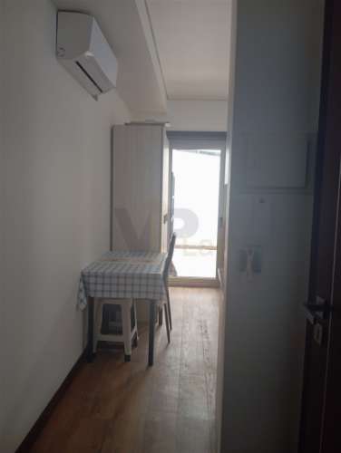 Estúdio c/ Terraço - Ao Polo Universitário - H.S. João