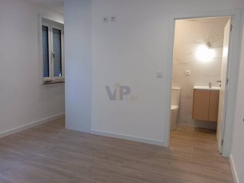 T2 Totalmente remodelado - S. Mamede Infesta (H.S.João)