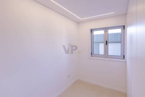 T4 Totalmente Renovado - Centro do Porto (Aliados / Bolhão)