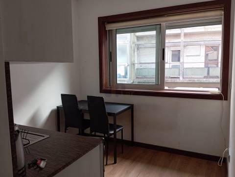 Estúdio / T0 Duplex - Ao Polo Universitário - H.S.João