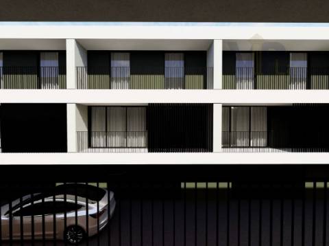 Moradia NOVA T4+1 com Piscina e Jardim