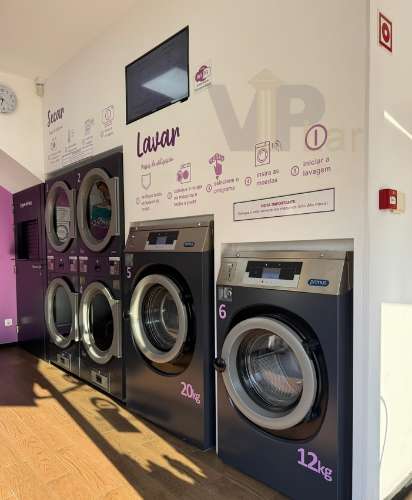 Trespasse de Lavandaria Self Service e Engomadoria - Amial (Porto) A Funcionar!