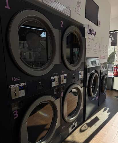 Trespasse de Lavandaria Self Service e Engomadoria - Amial (Porto) A Funcionar!