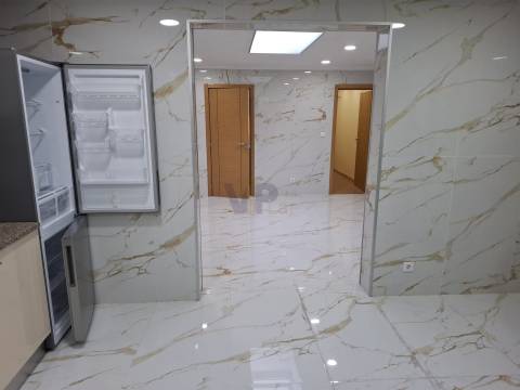 Moradia T5 Venda em Campanhã,Porto