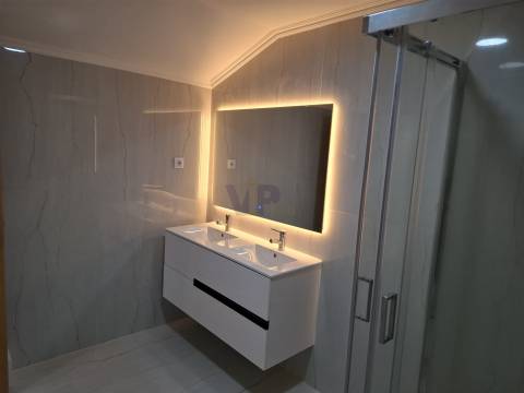 Moradia T5 Venda em Campanhã,Porto