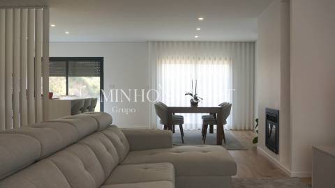 Moradia V3 Gaveto a 10min. do Centro de Braga