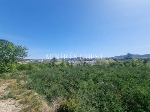 Terreno Rústico junto a nova Ecovia, Rio Ave - Brito, Guimarães