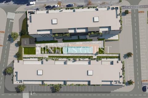 Apartamento T4 em Condomínio Fechado c/ Piscina