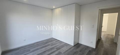 Moradia V6 Individual inserida em lote de 600m2 - Lomar, Braga