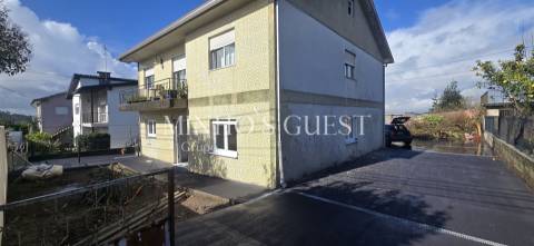 Moradia V6 Individual inserida em lote de 600m2 - Lomar, Braga