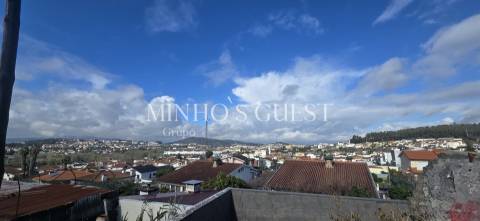 Moradia V6 Individual inserida em lote de 600m2 - Lomar, Braga