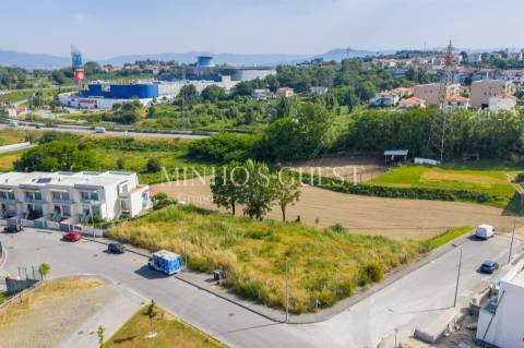 Loteamento composto por 5 lotes p/ construção moradias - Dume (Nova Arcada)