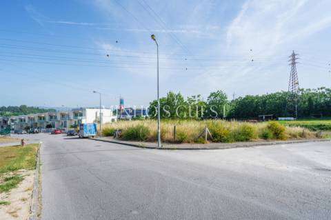 Loteamento composto por 5 lotes p/ construção moradias - Dume (Nova Arcada)