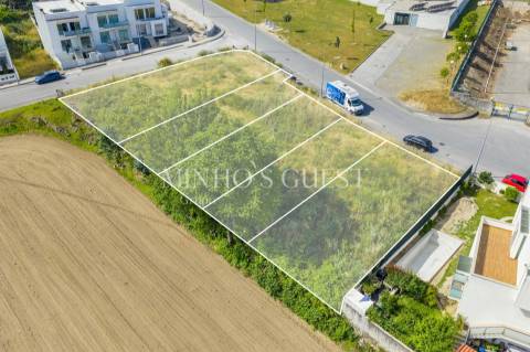 Loteamento composto por 5 lotes p/ construção moradias - Dume (Nova Arcada)