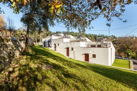 ApartHotel c/ 14 apartamentos + restaurante - Arcos de Valdevez