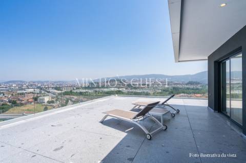 Penthouse T3 (211m2) c/ garagem para 10 carros - Ferreiros Braga