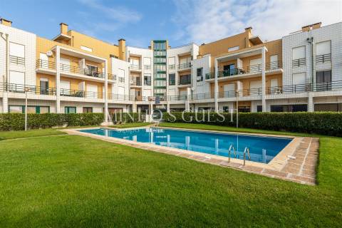 Apartamento T3 na 1ª Linha de Mar – Apúlia (Pronto a Habitar)