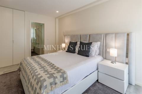 Apartamento T3 na 1ª Linha de Mar – Apúlia (Pronto a Habitar)