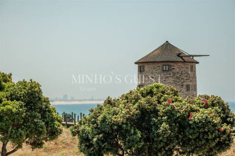 Apartamento T3 na 1ª Linha de Mar – Apúlia (Pronto a Habitar)