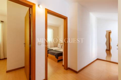 Moradia T2 (Duplex) em Condomínio Fechado - Caniçada, Gerês