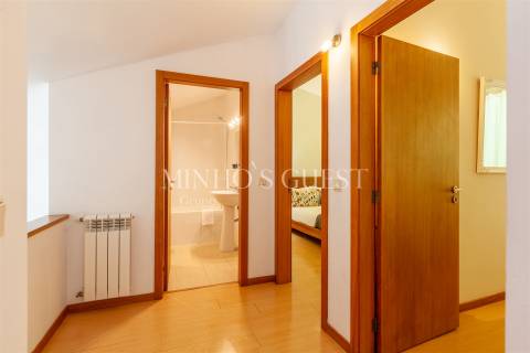 Moradia T2 (Duplex) em Condomínio Fechado - Caniçada, Gerês