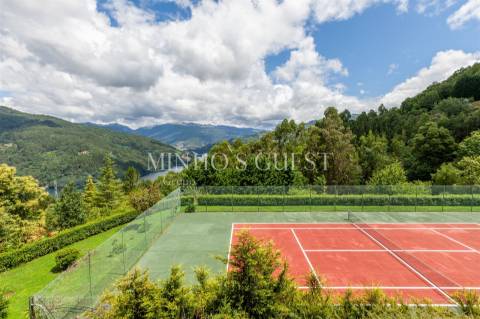 Moradia T2 (Duplex) em Condomínio Fechado - Caniçada, Gerês