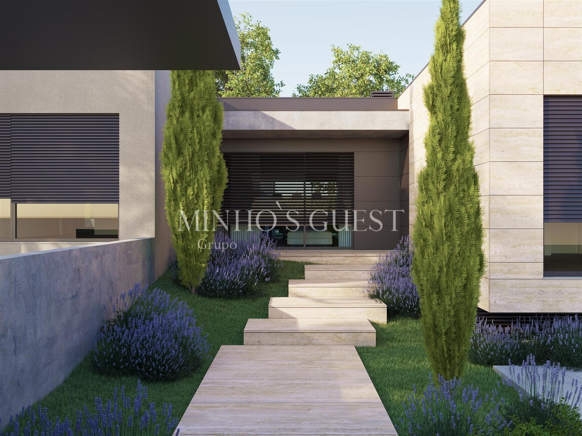Moradia V3 de Luxo c/ 3 Suites e Piscina  - São Vítor, Braga