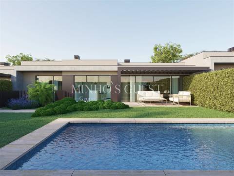 Moradia V3 de Luxo c/ 3 Suites e Piscina  - São Vítor, Braga