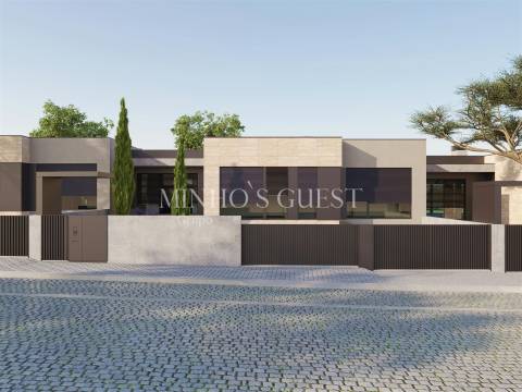 Moradia V3 de Luxo c/ 3 Suites e Piscina  - São Vítor, Braga