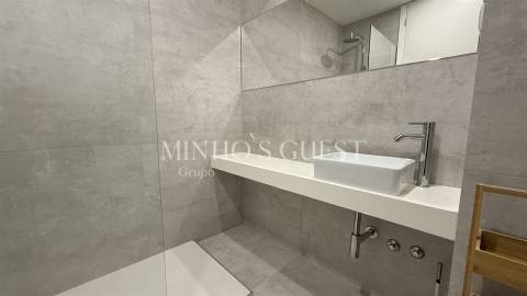 Apartamento T2 (pronto habitar) c/ ar-condicionado e garagem - Maximinos, Braga