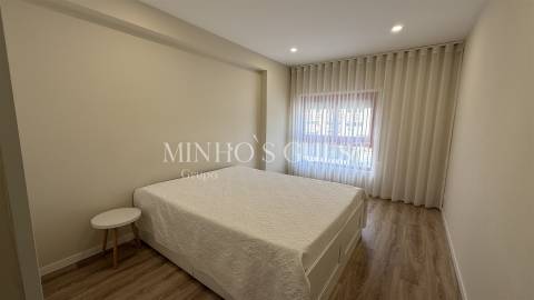 Apartamento T2 (pronto habitar) c/ ar-condicionado e garagem - Maximinos, Braga