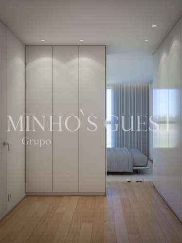 Apartamento T2 c/ AC, Lugar de Garagem e Elevador - Hospital Privado Braga