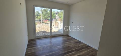 Moradia Individual V3 Nova c/ Piscina, Churrasqueira e Jardim em Espinho - Braga