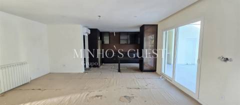 Moradia Individual V3 Nova c/ Piscina, Churrasqueira e Jardim em Espinho - Braga