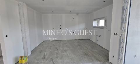 Moradia V3 Suites à venda em Estrutura - Palmeira, Braga