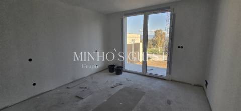 Moradia V3 Suites à venda em Estrutura - Palmeira, Braga