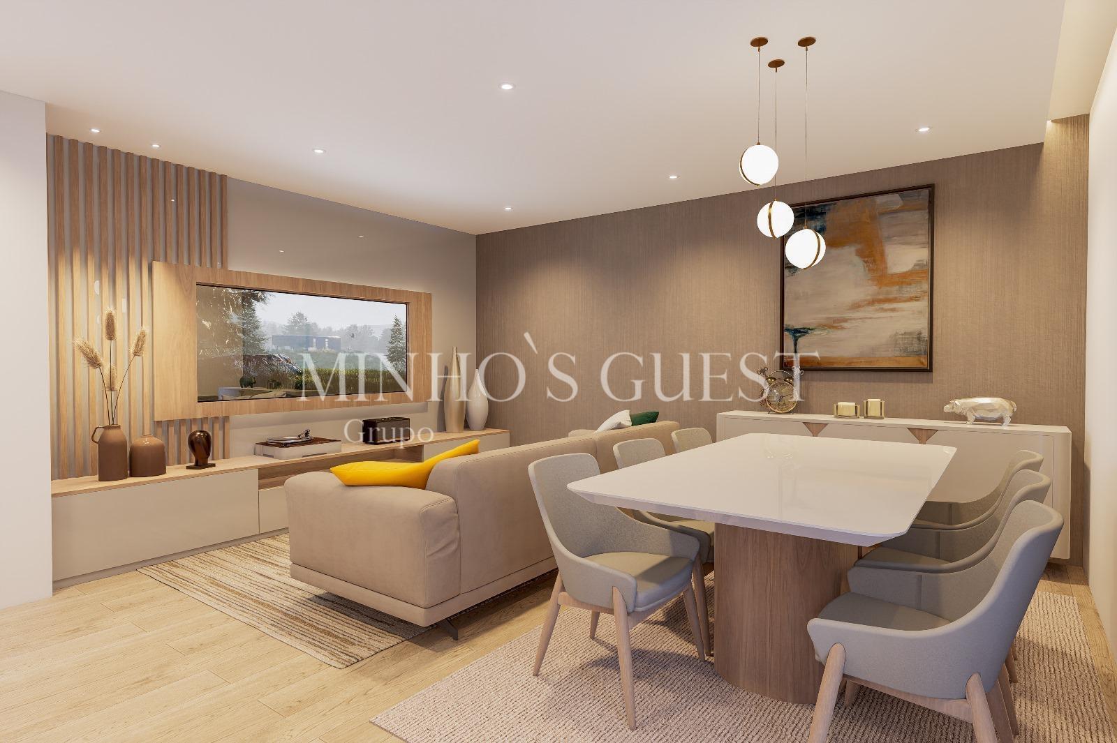 Apartamento T3 de último andar c/ varanda e vista para Av. Liberdade - Braga