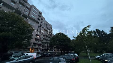 Apartamento T3 (7º andar) c/ 2 elevadores e garagem fechada - Rodovia, Braga