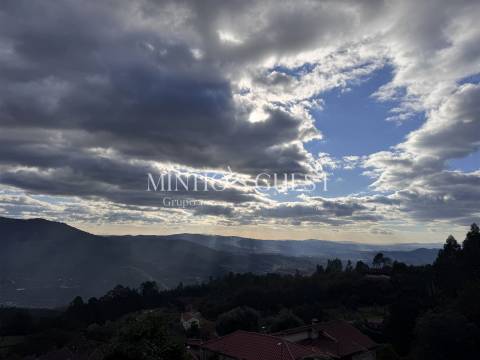 Terreno Único em Vilarinho, Valdosende – Onde a Natureza e as Paisagens falam por si.