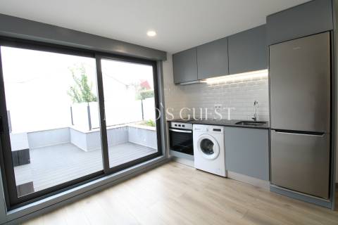 Apartamento T1 C/ Terraço e Piscina Privativa no Centro Histórico de Braga.