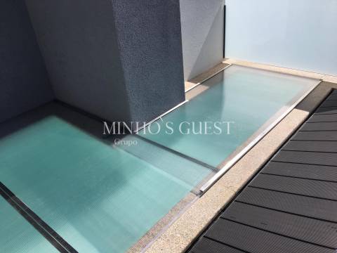 Apartamento T1 C/ Terraço e Piscina Privativa no Centro Histórico de Braga.