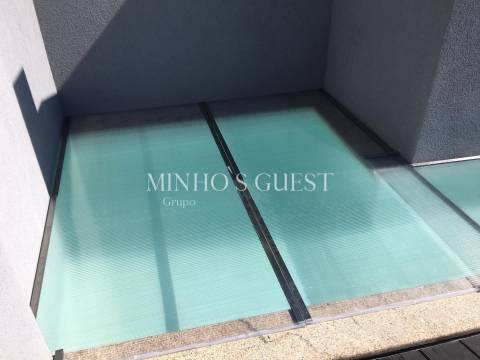 Apartamento T1 C/ Terraço e Piscina Privativa no Centro Histórico de Braga.