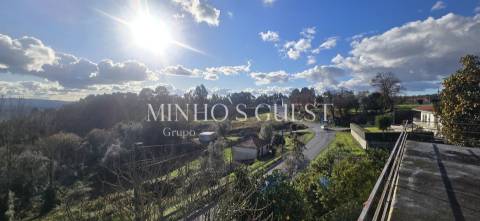 Moradia V4 c/ Vista Montanha a 10 min do centro de Vila Verde – Ribeira do Neiva, Vila Verde