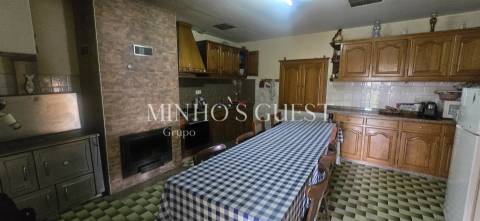 Moradia V4 c/ Vista Montanha a 10 min do centro de Vila Verde – Ribeira do Neiva, Vila Verde