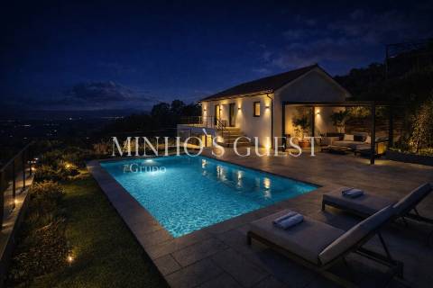 Moradia V4 c/ Vista Montanha a 10 min do centro de Vila Verde – Ribeira do Neiva, Vila Verde